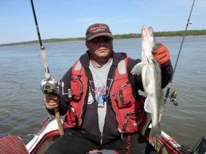 Рыбалка троллингом на реке или как увеличить улов до максимума?